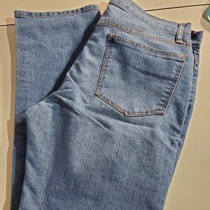 FADED GLORY GENTLY USED JEANS 32X32